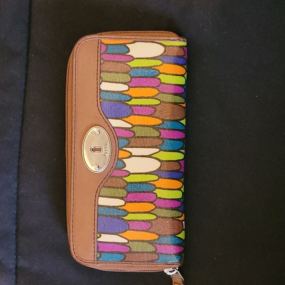 Fossil wallet